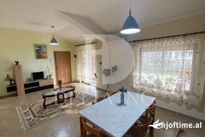 Shtepi me qera 3+1 ne Tirane - 750 Euro