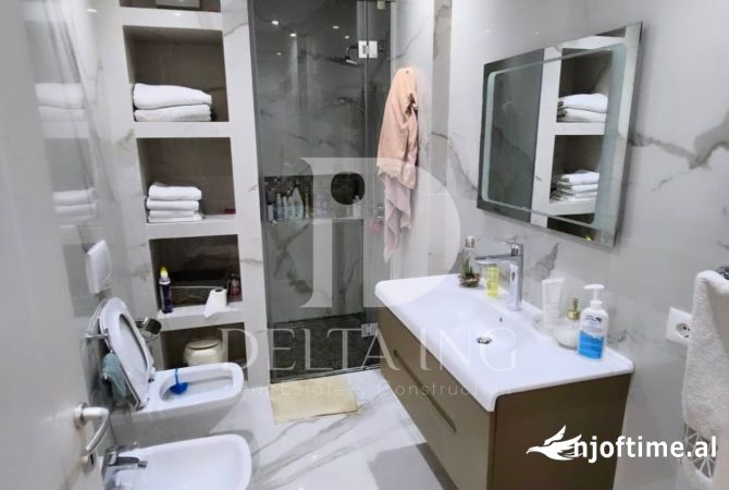 Shtepi ne shitje 2+1 ne Tirane - 350,000 Euro