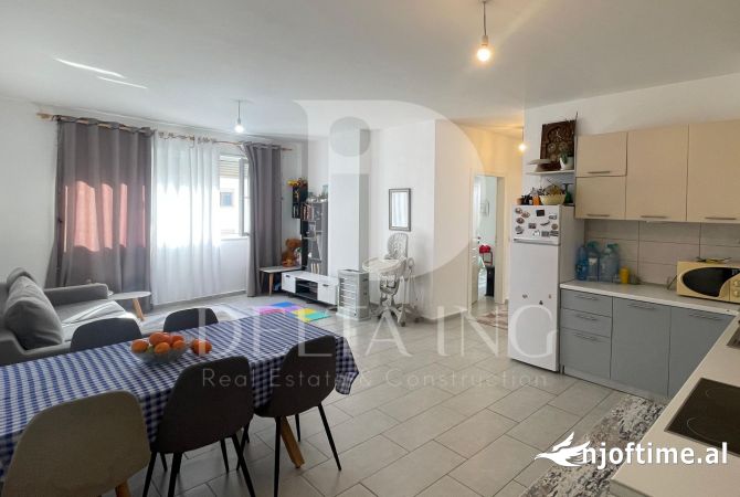 Shtepi ne shitje 3+1 ne Tirane - 160,000 Euro
