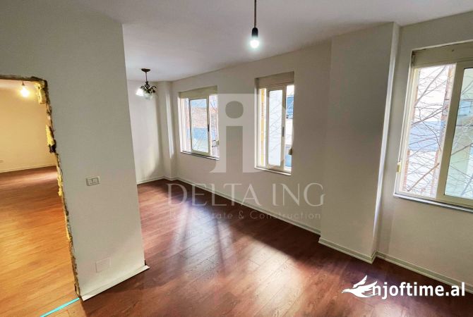 Shtepi ne shitje 1+1 ne Tirane - 140,000 Euro