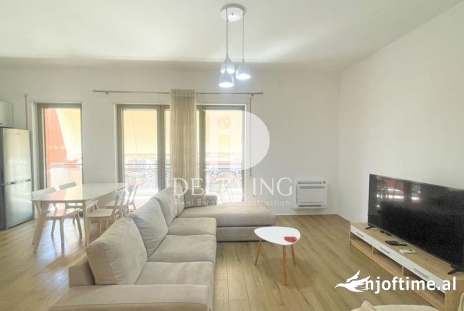 Shtepi me qera 2+1 ne Tirane - 1,000 Euro