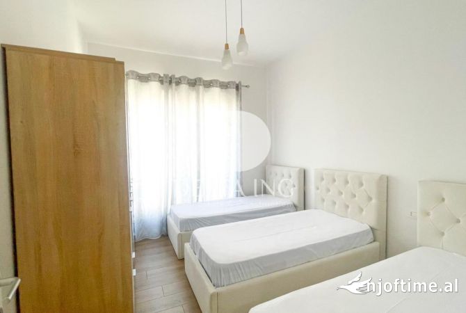 Shtepi me qera Apartament ne Tirane, 2+1, Mobilimi E mobiluar, Pagesa 1,000  Euro.