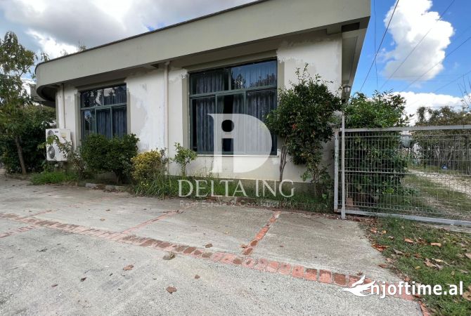 Ambient biznesi me qera 4+1 ne Tirane - 2,000 Euro