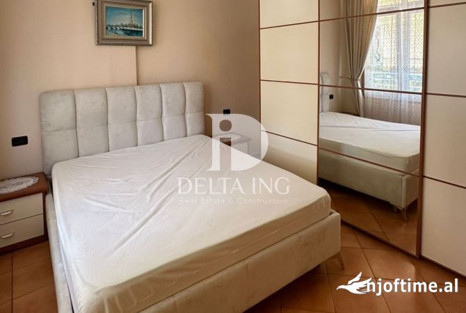 Shtepi me qera Apartament ne Tirane, 2+1, Mobilimi E mobiluar, Pagesa 550  Euro.