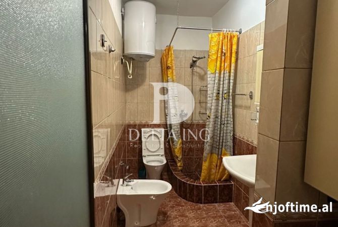 Shtepi me qera Apartament ne Tirane, 2+1, Mobilimi E mobiluar, Pagesa 550  Euro.