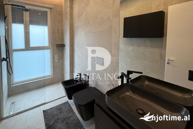 Shtepi me qera Apartament ne Tirane, 3+1, Mobilimi E mobiluar, Pagesa 1,450  Euro.