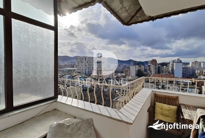 Shtepi me qera Apartament ne Tirane, 2+1, Mobilimi E mobiluar, Pagesa 750  Euro.