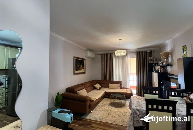 Shtepi ne shitje 2+1 ne Tirane - 130,000 Euro