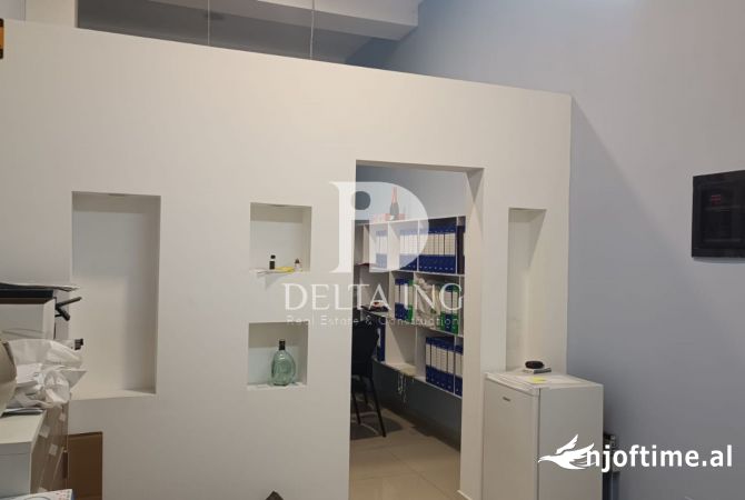 Ambient biznesi ne shitje 3+1 ne Tirane - 130,000 Euro