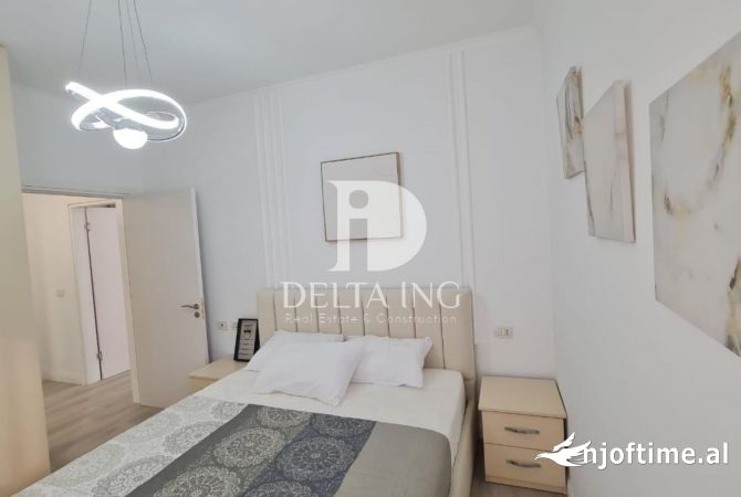 Shtepi ne shitje Apartament ne Tirane, 2+1, Mobilimi E mobiluar, Pagesa 138,000  Euro.
