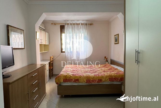 Shtepi me qera Apartament ne Tirane, 1+1, Mobilimi E mobiluar, Pagesa 500  Euro.