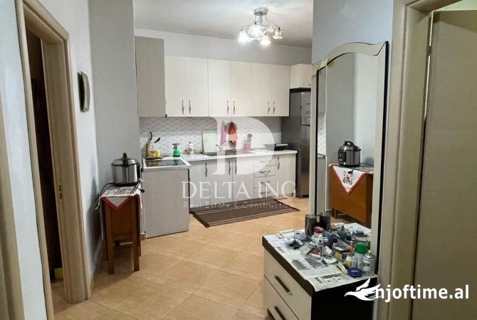 Shtepi ne shitje 2+1 ne Tirane - 130,000 Euro