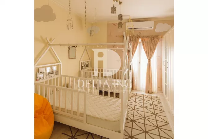 Shtepi ne shitje Apartament ne Tirane, 2+1, Mobilimi E mobiluar, Pagesa 173,000  Euro.