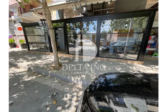 Shitet Biznes Bar-Kafe ne rrugen “Jordan Misja”, Stacioni i Trenit