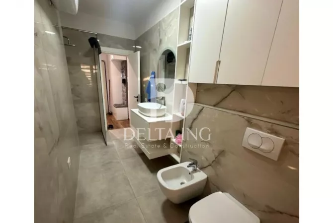 Shtepi me qera Apartament ne Tirane, 2+1, Mobilimi E mobiluar, Pagesa 900  Euro.