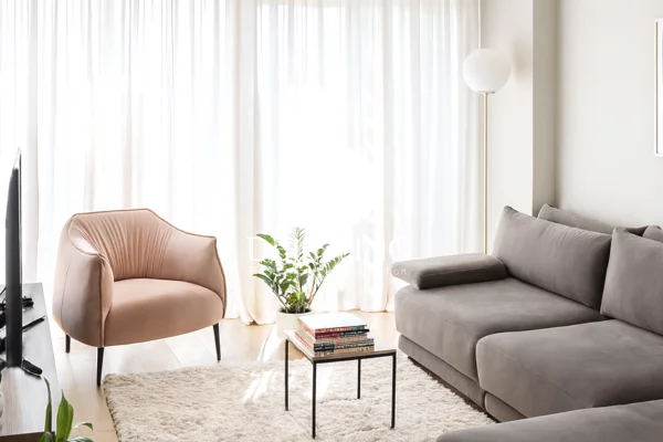 Shtepi me qera 2+1 ne Tirane - 1,200 Euro