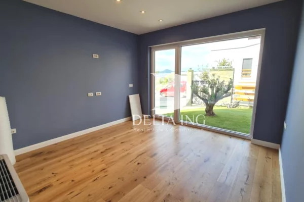 Shtepi me qera Vila Luksoze ne Tirane, 5+1, Mobilimi Pjeserisht e mobiluar, Pagesa 5,000  Euro.