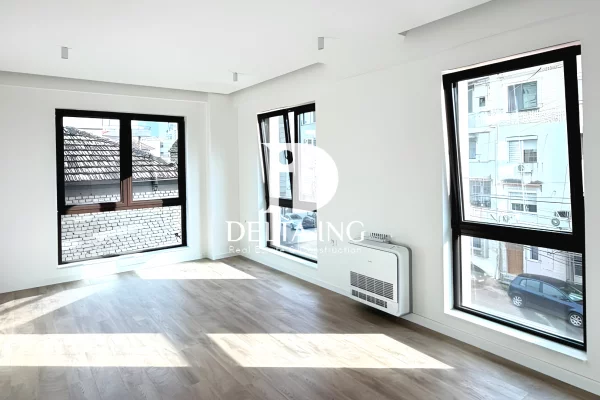 Ambient biznesi me qera 3+1 ne Tirane - 600 Leke