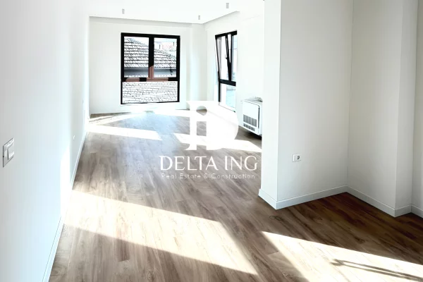 Ambient biznesi me qera 3+1 ne Tirane - 600 Leke