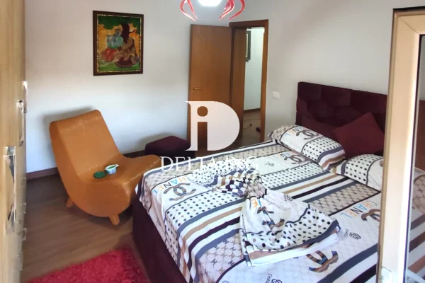 Shtepi ne shitje Apartament ne Tirane, 1+1, Mobilimi E mobiluar, Pagesa 125,000,000  Leke.