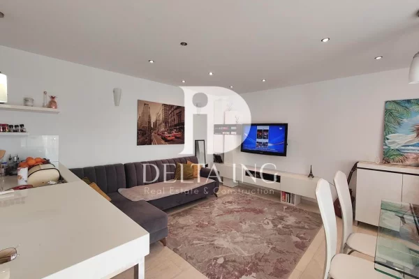 Shtepi me qera 2+1 ne Tirane - 85,000 Leke