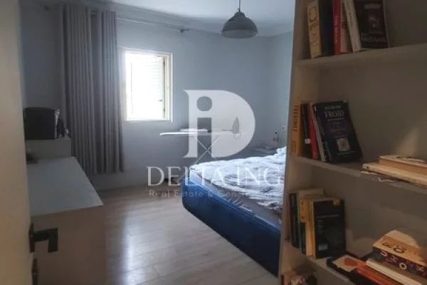 Shtepi ne shitje Apartament ne Tirane, 2+1, Mobilimi E mobiluar, Pagesa 210,000  Euro.
