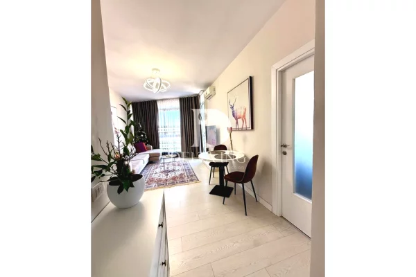 Shtepi ne shitje Apartament ne Tirane, 1+1, Mobilimi E mobiluar, Pagesa 130,000  Euro.