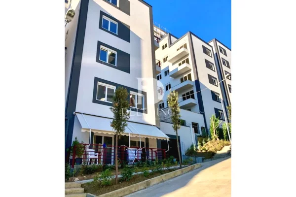 Apartment for sale in Tirana 2+1, Emty