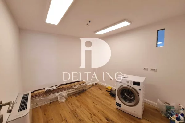 Shtepi ne shitje Vila Luksoze ne Tirane, 7+1, Mobilimi Pjeserisht e mobiluar, Pagesa 1,500,000  Euro.