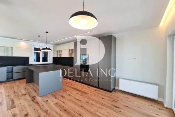 Shtepi ne shitje Vila Luksoze ne Tirane, 7+1, Mobilimi Pjeserisht e mobiluar, Pagesa 1,500,000  Euro.