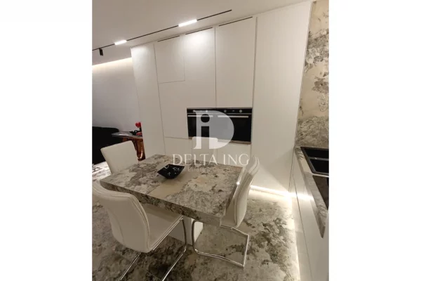 Shtepi me qera Apartament ne Tirane, 1+1, Mobilimi E mobiluar, Pagesa 1,200  Euro.