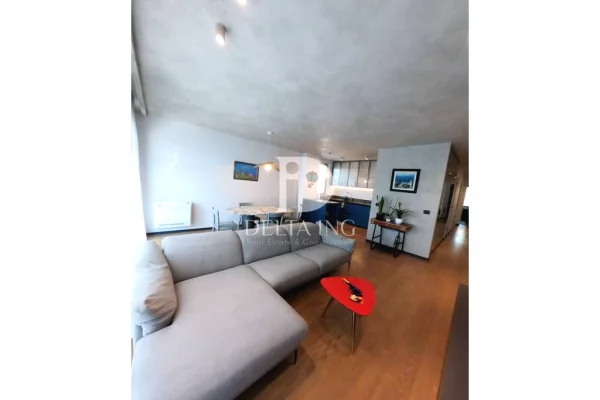 Shtepi me qera 3+1 ne Tirane - 1,600 Euro