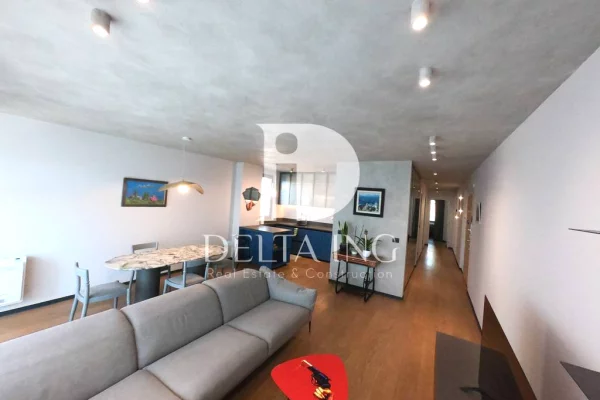 Shtepi me qera 3+1 ne Tirane - 1,600 Euro