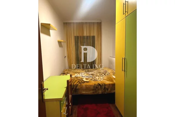 Shtepi me qera Apartament ne Tirane, 2+1, Mobilimi E mobiluar, Pagesa 800  Euro.