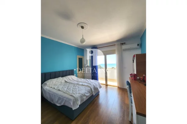 Shitet hotel funksional – Durres, prane Hotel Florida