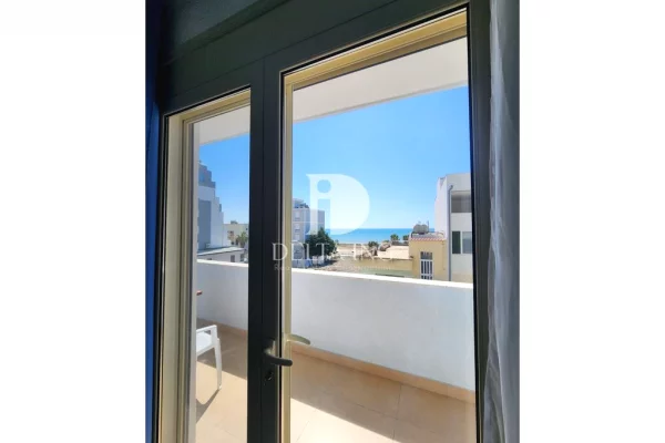 Shitet hotel funksional – Durres, prane Hotel Florida