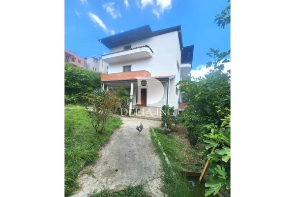 Shtepi ne shitje 7+1 ne Tirane - 250,000 Euro
