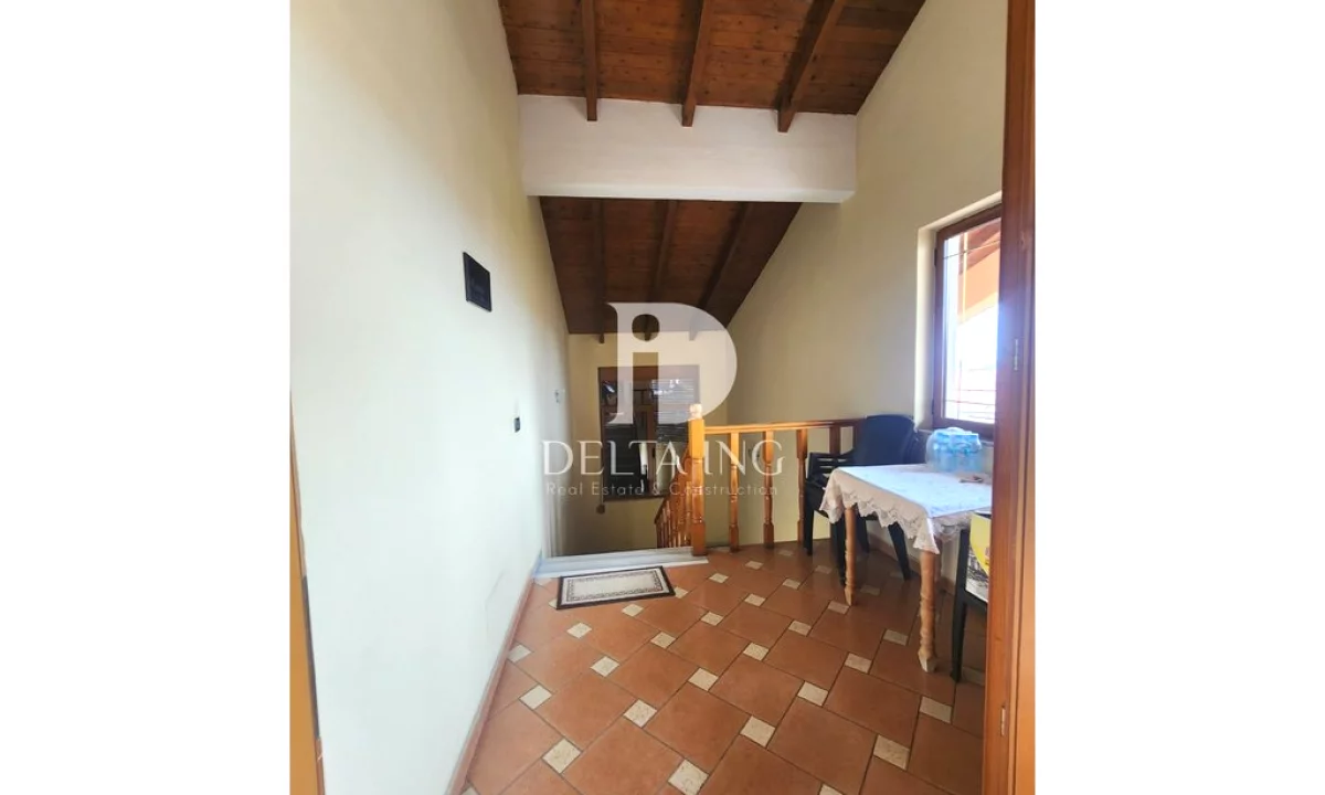 Shtepi ne shitje Vila Luksoze ne Tirane, 7+1, Mobilimi E mobiluar, Pagesa 750,000  Euro.