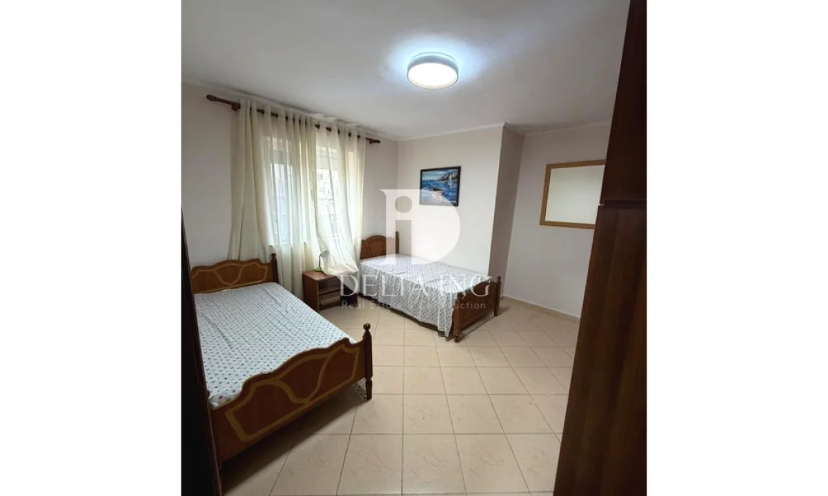 Shtepi ne shitje Apartament ne Tirane, 1+1, Mobilimi E mobiluar, Pagesa 88,000  Euro.