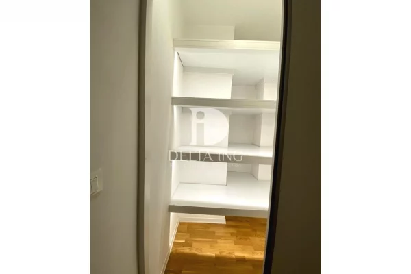 Shtepi me qera 2+1 ne Tirane - 2,500 Euro