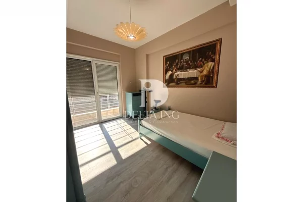 Shtepi ne shitje Apartament ne Tirane, 3+1, Mobilimi E mobiluar, Pagesa 350,000  Euro.