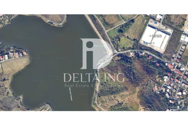 Truall ose Toke  ne Tirane - 198,000 Euro