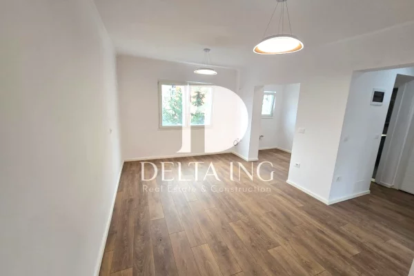 Shtepi ne shitje Apartament ne Tirane, 1+1, Mobilimi Bosh, pa mobiluar, Pagesa 10,800,000  Leke.