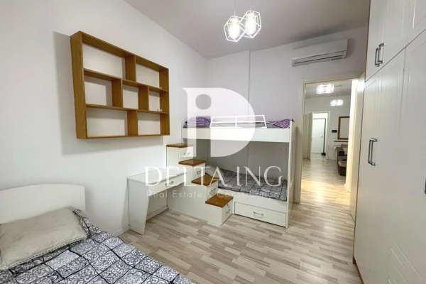 Shtepi me qera 2+1 ne Tirane - 1,200 Euro