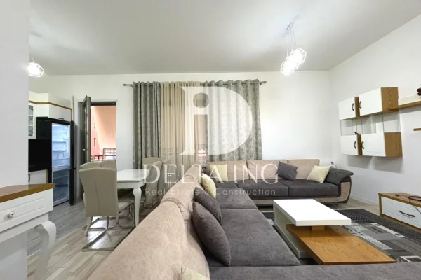 Shtepi me qera Apartament ne Tirane, 2+1, Mobilimi E mobiluar, Pagesa 1,200  Euro.