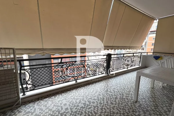 Shtepi me qera Apartament ne Tirane, 2+1, Mobilimi E mobiluar, Pagesa 1,200  Euro.