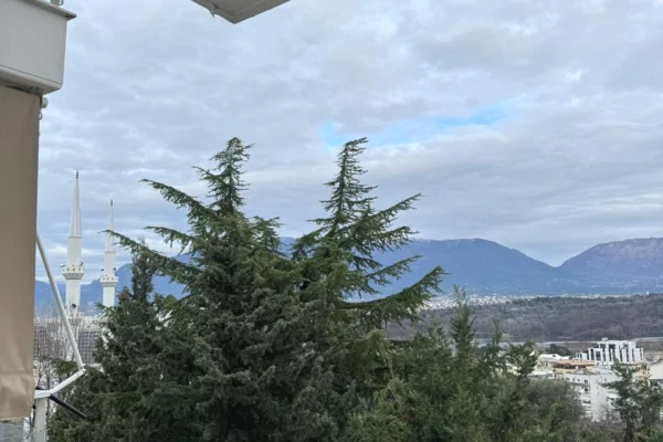 Shtepi me qera Apartament ne Tirane, 2+1, Mobilimi E mobiluar, Pagesa 70,000  Leke.