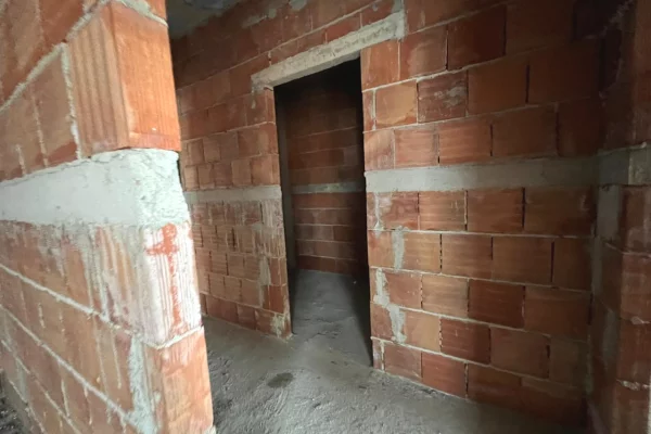 Apartment for sale in Tirana 1+1, Emty