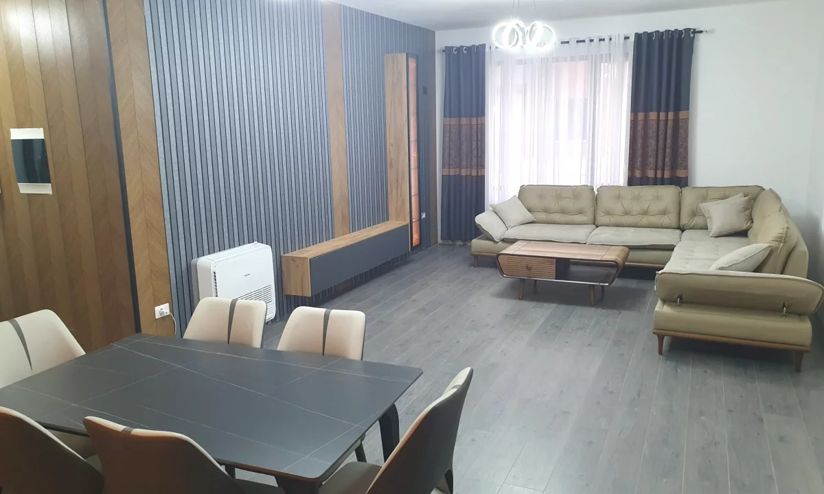 Shtepi me qera Apartament ne Tirane, 2+1, Mobilimi E mobiluar, Pagesa 700  Euro.