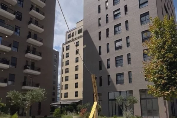 Apartment for sale in Tirana 3+1, Emty